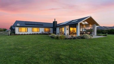  at 8 Lochend Close, Waihopai, Invercargill