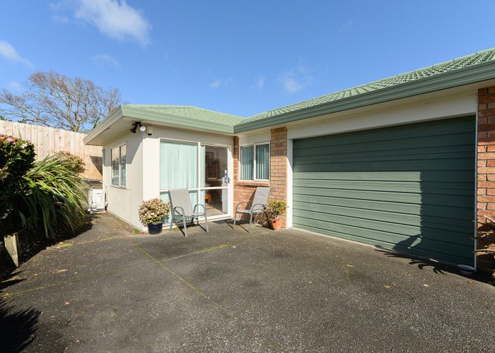  at 60 Hewlett Road, Massey, Waitakere City, Auckland