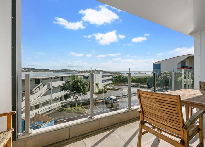 at 217/17 Link Crescent, Stanmore Bay, Whangaparaoa