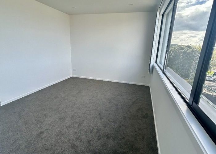  at 2E Bolina Crescent, Pakuranga, Manukau City, Auckland