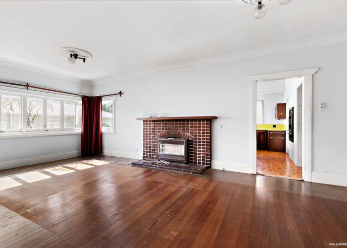  at 16 Ferryhill Road, Epsom, Auckland