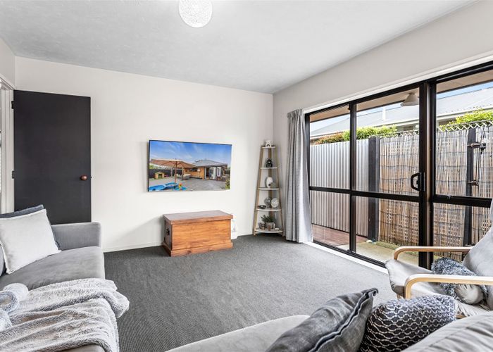  at 1/276 Pine Avenue, South New Brighton, Christchurch