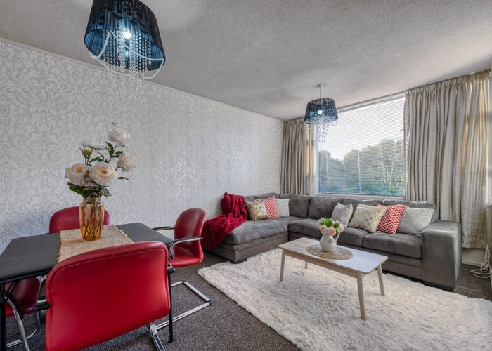  at 8/41 Barber Grove, Moera, Lower Hutt