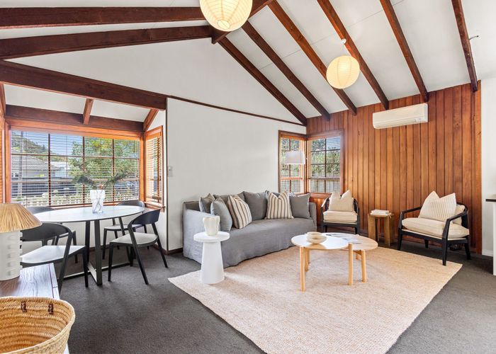  at 1/8 Duncan Street, Sumner, Christchurch City, Canterbury