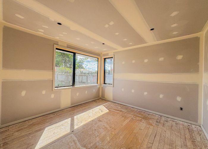  at 15A Mangos Place, Pakuranga, Manukau City, Auckland