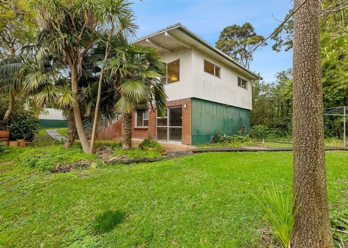  at Springside Place, New Lynn, Waitakere City, Auckland