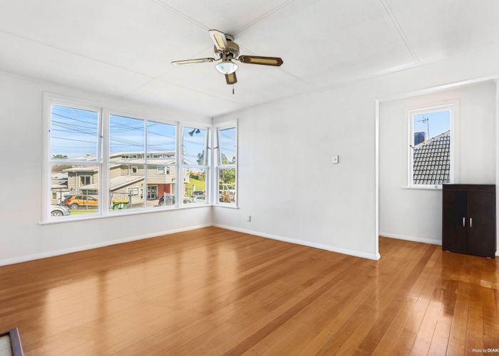  at 31 Smallfield Avenue, Mount Roskill, Auckland