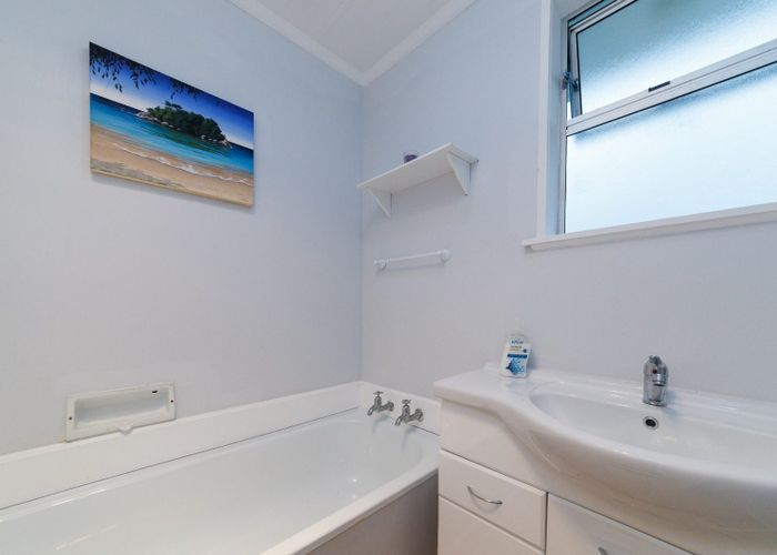  at 10 Cavendish Crescent, Awapuni, Palmerston North, Manawatu / Whanganui