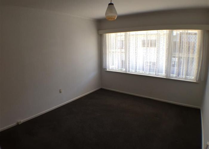  at 4/22 Pah Road, Epsom, Auckland