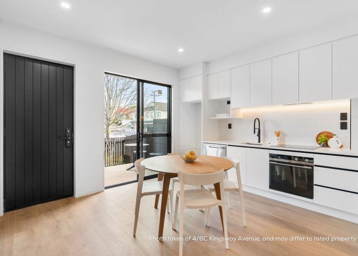  at 2/6C Kingsway Avenue, Sandringham, Auckland City, Auckland