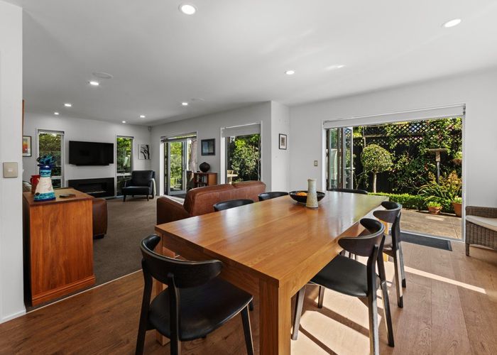  at 35B Holly Road, St. Albans, Christchurch City, Canterbury