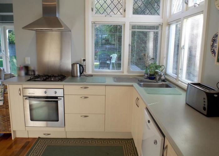  at 32 Beauchamp Street, Karori, Wellington, Wellington