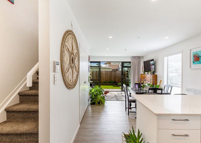  at 3/60 Hepburn Road, Glendene, Waitakere City, Auckland