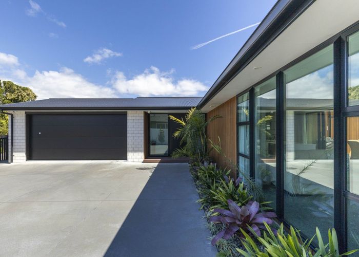  at 10 Mackillop Way, Brooklands, New Plymouth