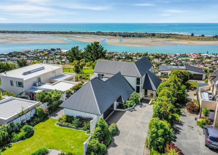 at 9 Dunkeld Lane, Redcliffs, Christchurch