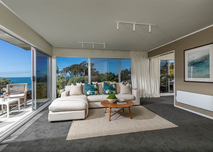  at 1/42 Rothesay Bay Road, Rothesay Bay, Auckland