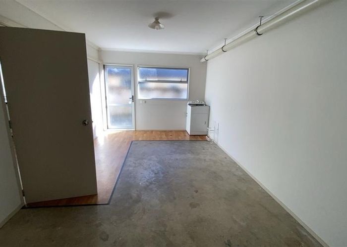  at 3A Jones Crescent, Melville, Hamilton, Waikato