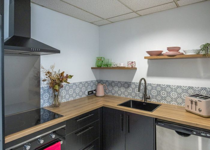  at 2/110 Alexandra Street, Hamilton City Central, Hamilton, Waikato
