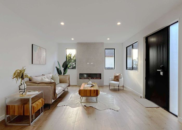  at 2/56 Ellerton Road, Mount Eden, Auckland City, Auckland