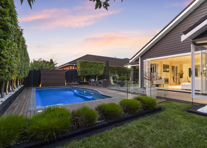  at 33 Paso Fino Crescent, Karaka, Papakura