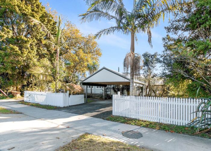  at 65 Matipo Road, Te Atatu Peninsula, Waitakere City, Auckland