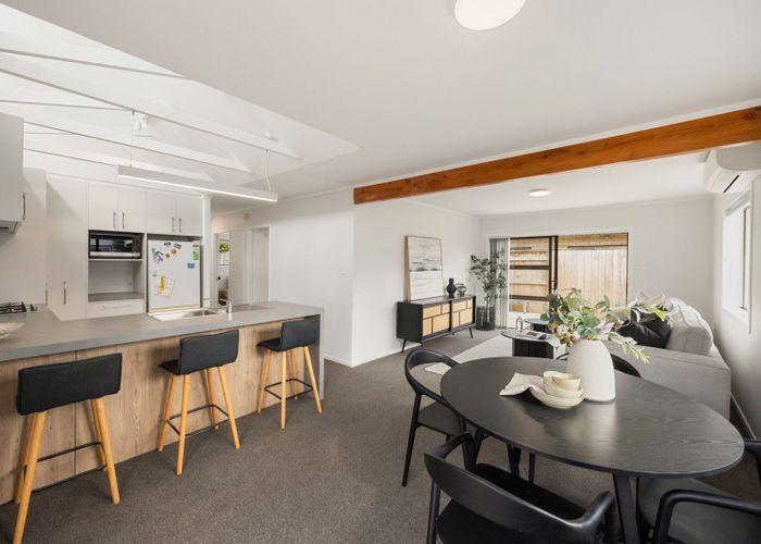  at 2/1 St Olpherts Avenue, Hamilton East, Hamilton, Waikato