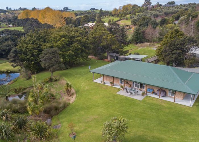  at 402D King Road, Kaiwaka