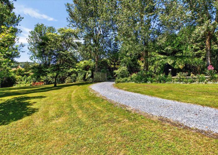  at 32 Maui Pomare Road, Paraparaumu, Kapiti Coast, Wellington