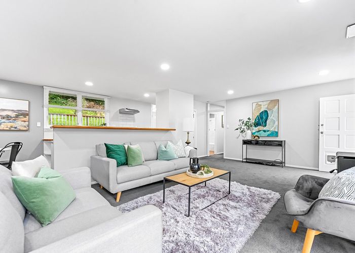  at 15 Elmslie Road, Pinehaven, Upper Hutt, Wellington