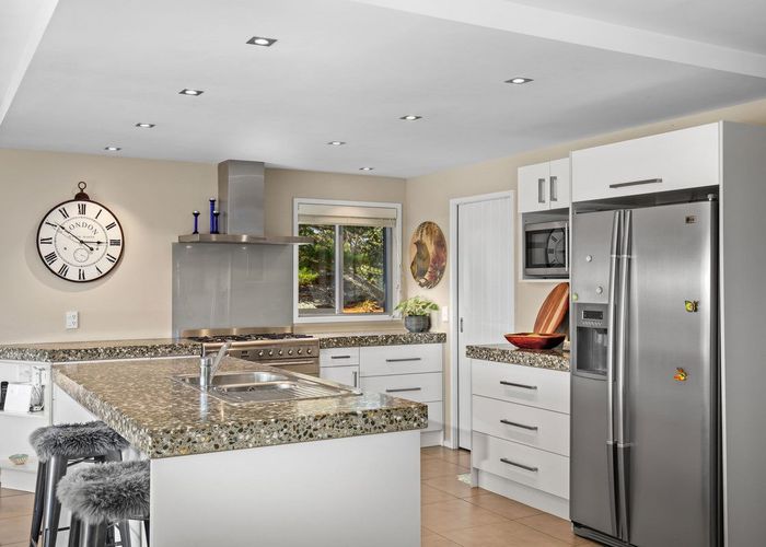  at 8 Old Golf Course Road, Bridge Hill, Alexandra
