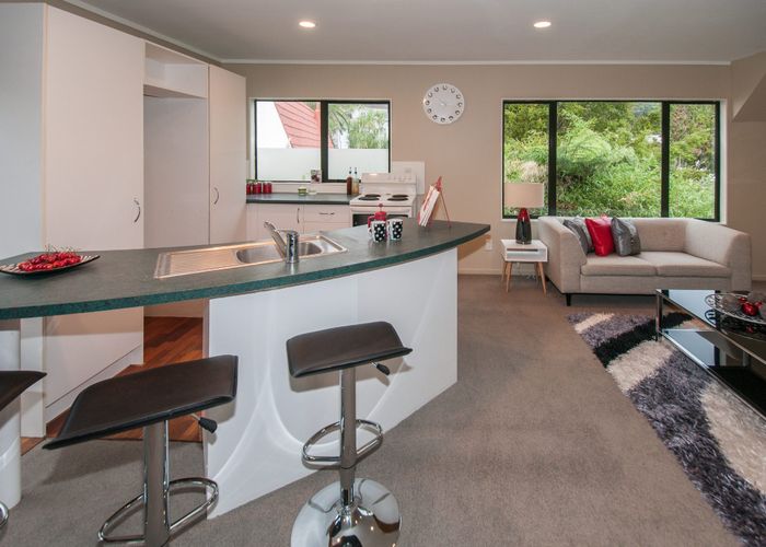  at 1/799 Beach Road, Browns Bay, Auckland