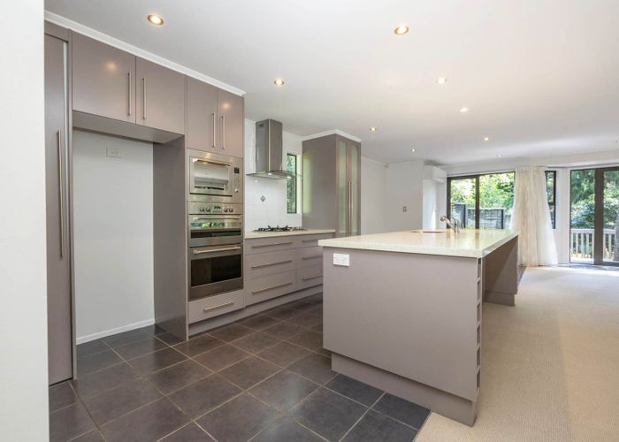  at 5 Kaurimu Rise, Titirangi, Waitakere City, Auckland