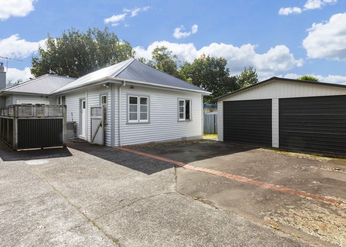  at 96 Heretaunga Square, Silverstream, Upper Hutt