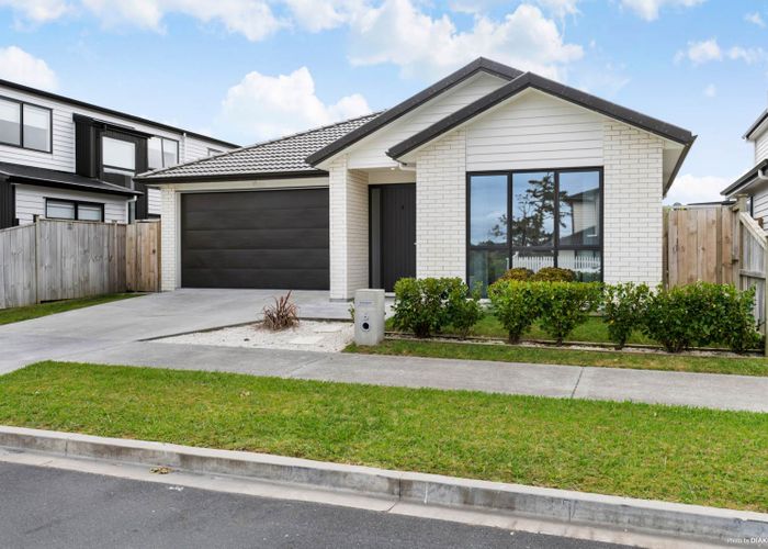  at 6 Fjord Way, Karaka, Papakura