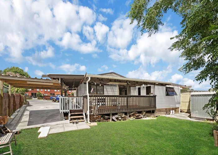  at 75 Kerrs Road, Manukau, Manukau City, Auckland