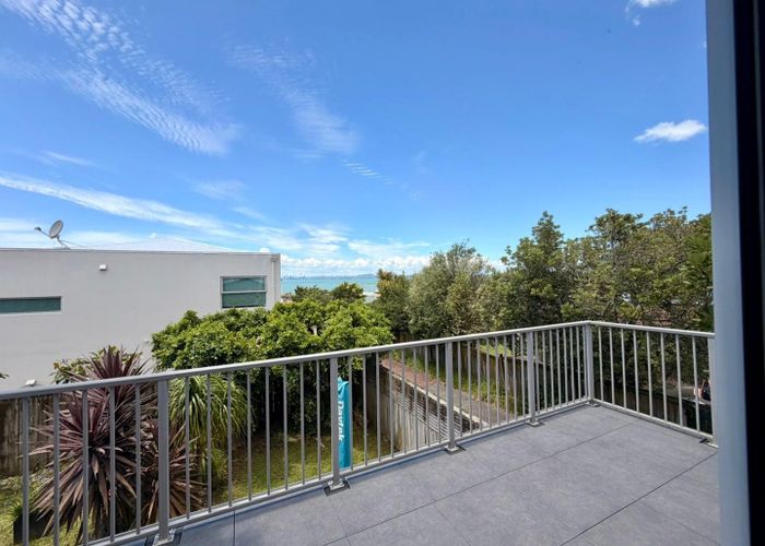  at 4/143A Wiseley Road, West Harbour, Waitakere City, Auckland