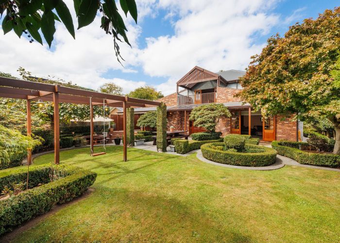  at 23 Manapouri Crescent, Hokowhitu, Palmerston North, Manawatu / Whanganui