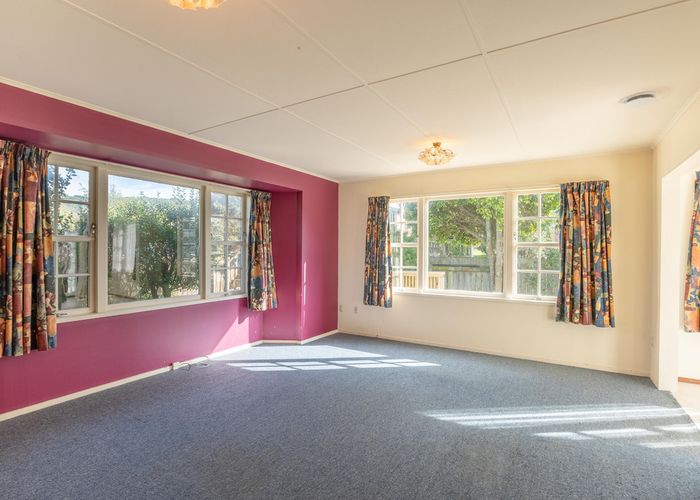  at 19 Te Arataura Street, Takapuwahia, Porirua
