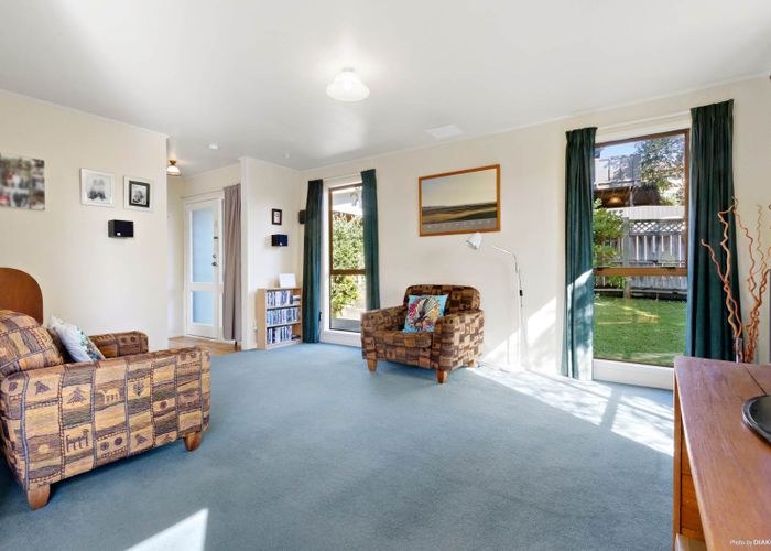  at 22 Pisces Road, Glen Eden, Auckland