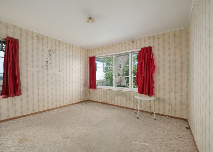  at 23 Smythe Road, Henderson, Waitakere City, Auckland