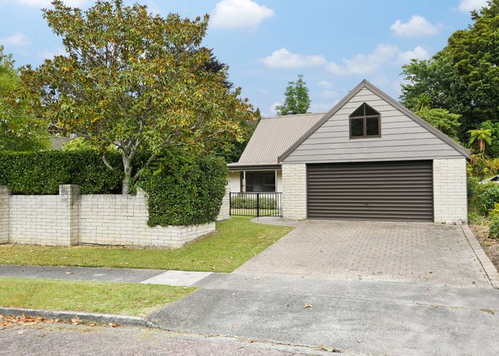 at 21 Perindale Drive, Chartwell, Hamilton