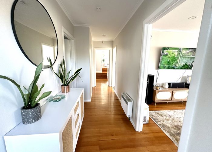  at 4 Benders Avenue, Hillcrest, Auckland