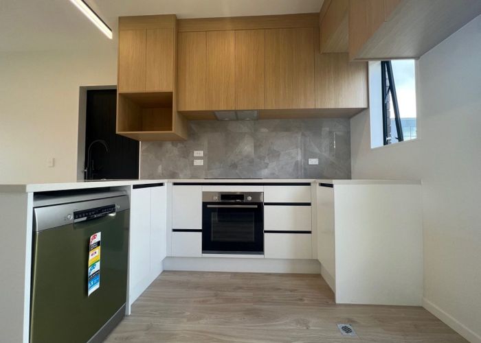  at 1 Rana Road, Flat Bush, Manukau City, Auckland