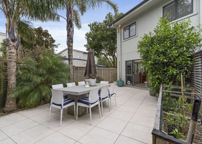  at 66 Gunner Drive, Te Atatu Peninsula, Auckland