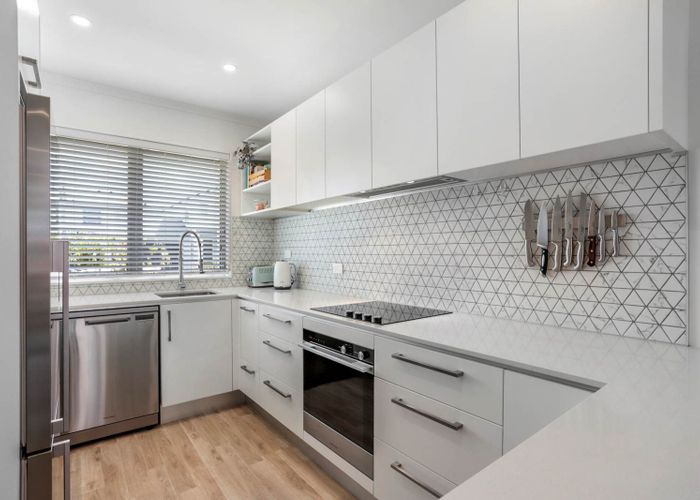  at 31 Samuel Cassidy Avenue, Swanson, Auckland