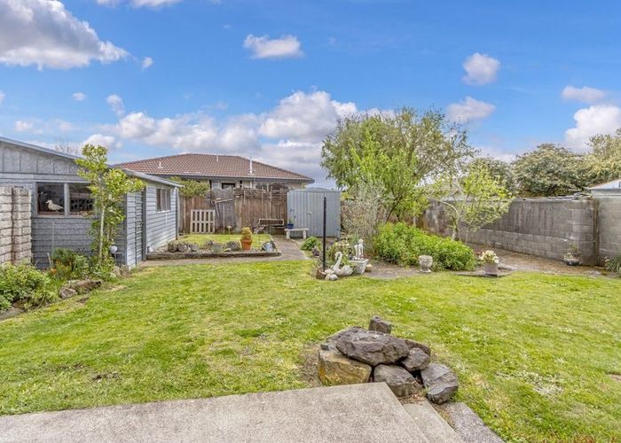  at 6 Sequoia Place, Parklands, Christchurch City, Canterbury