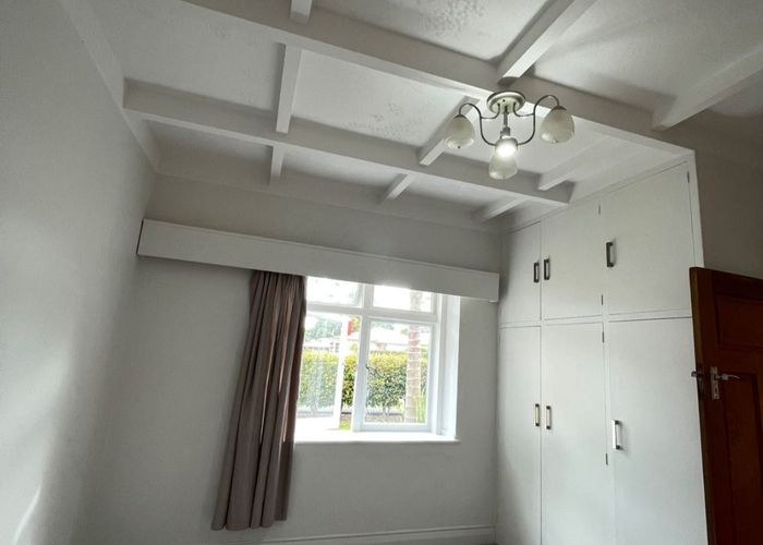  at 9 Hendon Ave, Mount Albert, Auckland City, Auckland