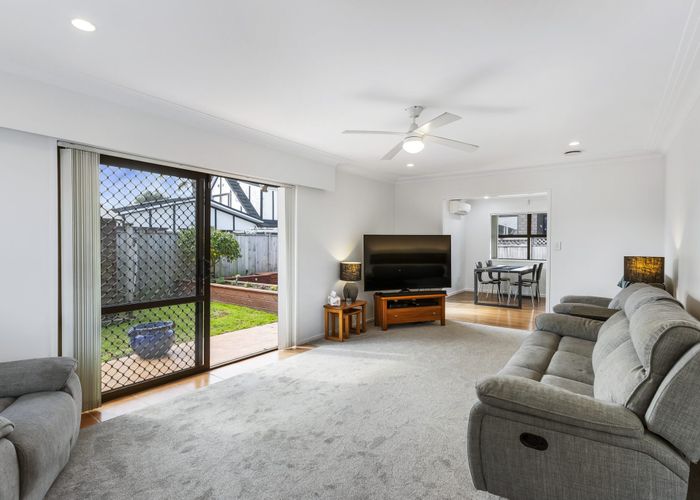  at 2/14 Paton Avenue, Papatoetoe, Manukau City, Auckland