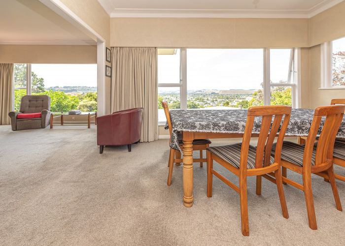  at 9 Hillside Terrace, Saint Johns Hill, Whanganui
