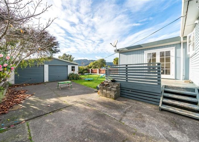  at 118 Wainuiomata Road, Wainuiomata, Lower Hutt